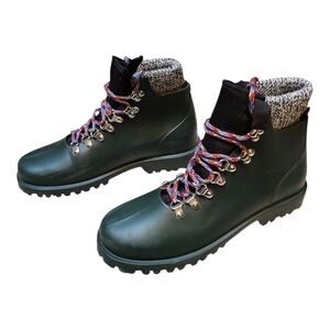 NWOT Aether Stylish Italian Green Waterproof Boots w/Knit Cuff - Size 8.5